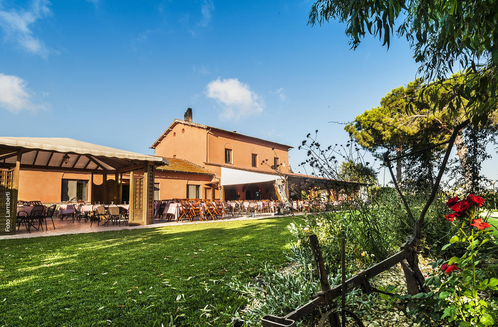 Agriturismo Podere Giulio Tarquinia Bagian luar foto